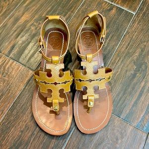 Tory Burch leather sandal size 8